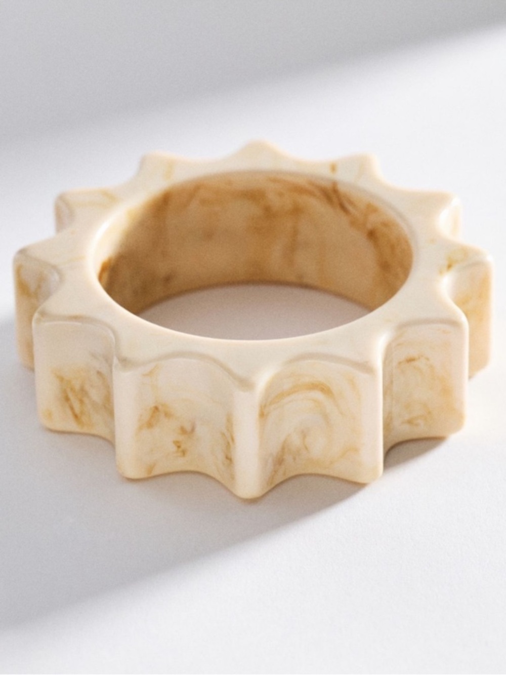 Anthropologie Ridged Sun Style Supernova  Cog Chunky Bracelet Resin Crean NWT